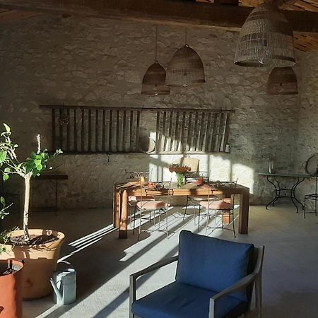 Mas Le Jas Bed & Breakfast Cavaillon Dış mekan fotoğraf